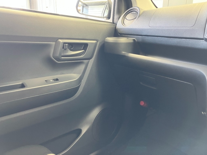 ダイハツ ミライース48枚目