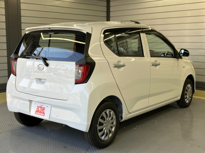 ダイハツ ミライース12枚目