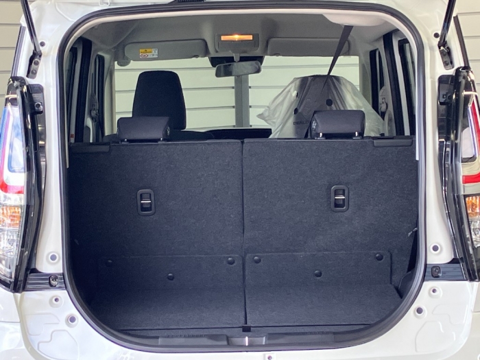 スズキ ソリオ14枚目