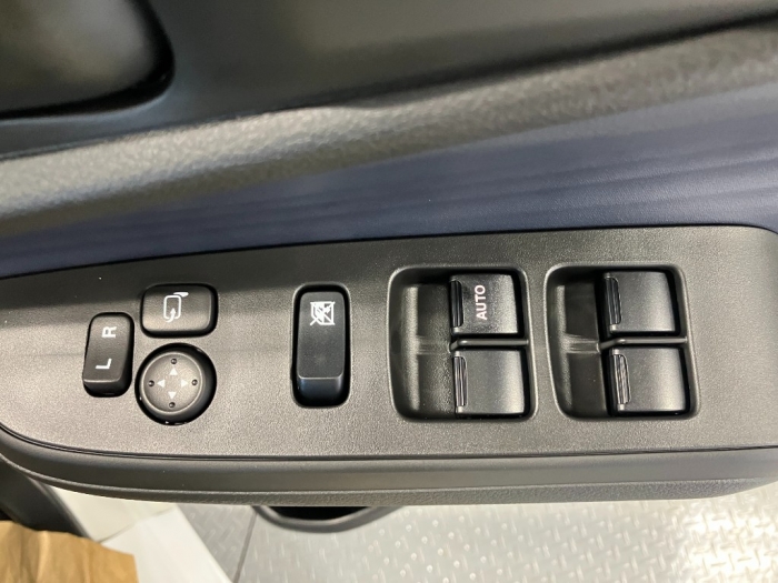 スズキ ソリオ26枚目