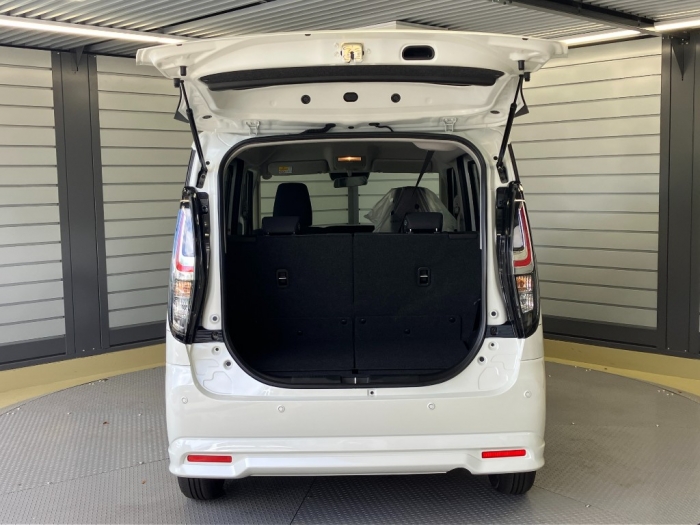 スズキ ソリオ13枚目