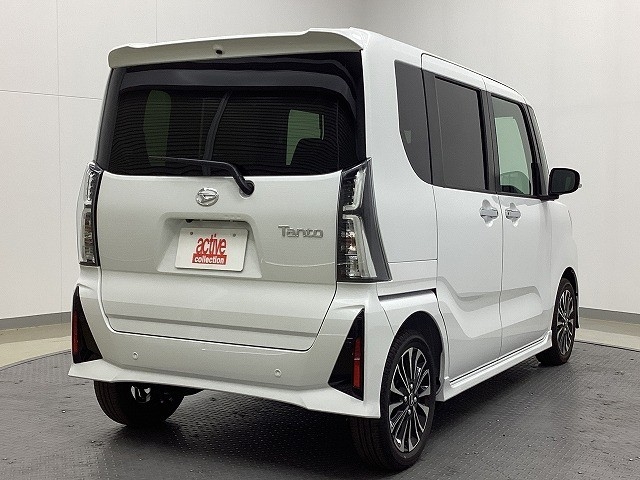 ダイハツ タント12枚目