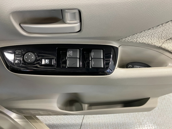 ニッサン ルークス32枚目