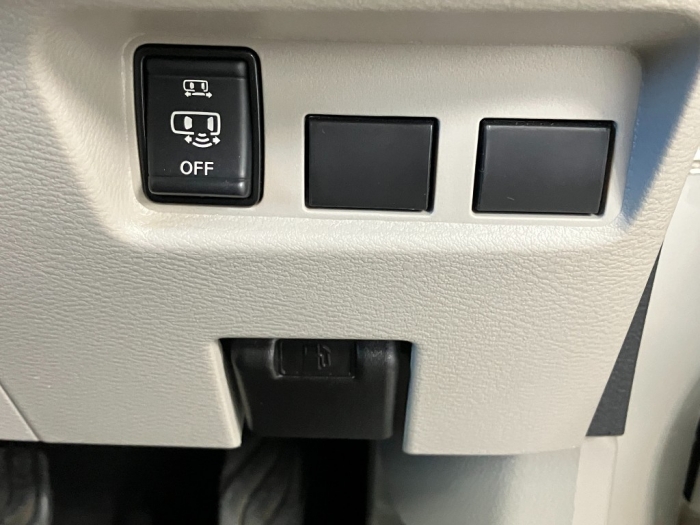 ニッサン ルークス35枚目