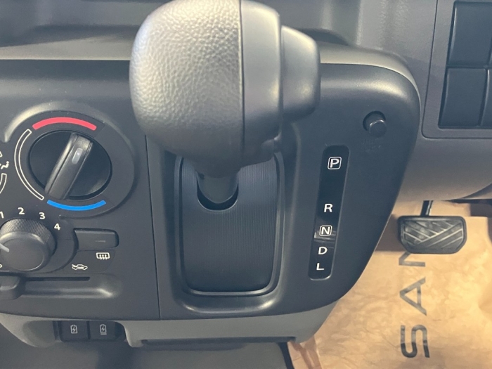 ニッサン クリッパー40枚目