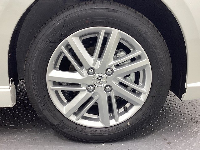 スズキ ソリオ14枚目