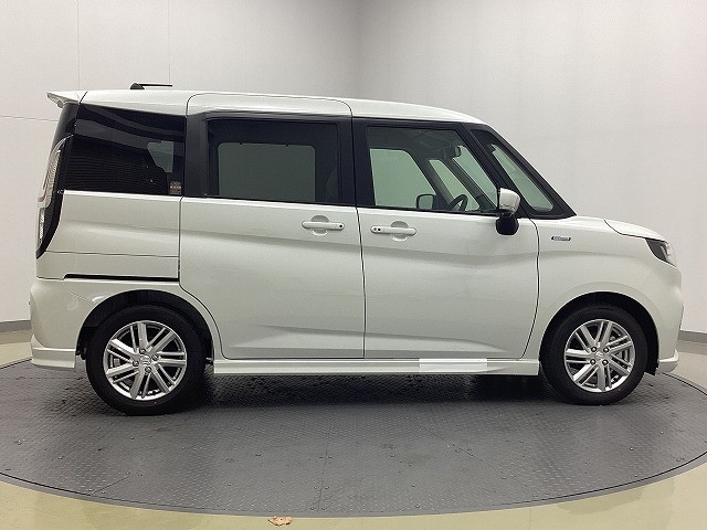 スズキ ソリオ13枚目