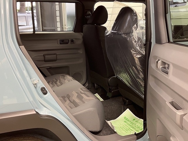 ダイハツ タフト9枚目