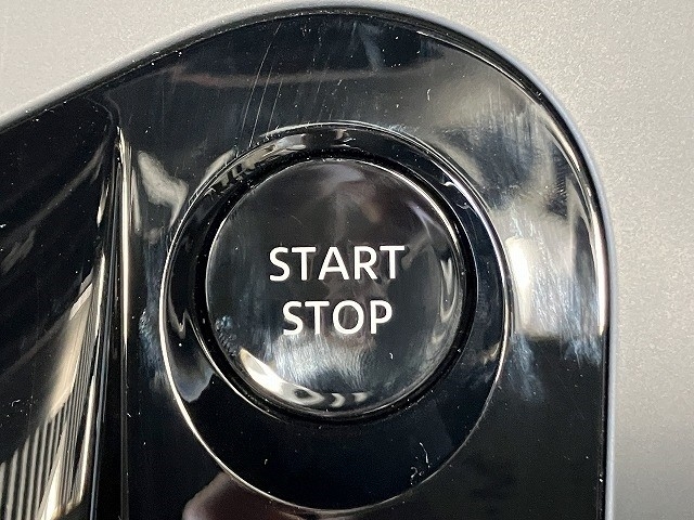 ニッサン ノート34枚目