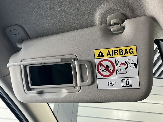 ニッサン ノート41枚目