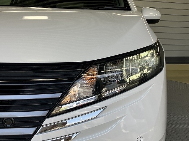 ニッサン ノート46枚目