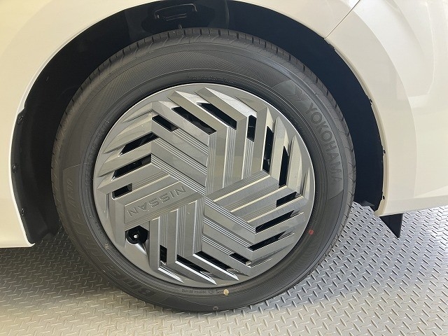 ニッサン ノート51枚目