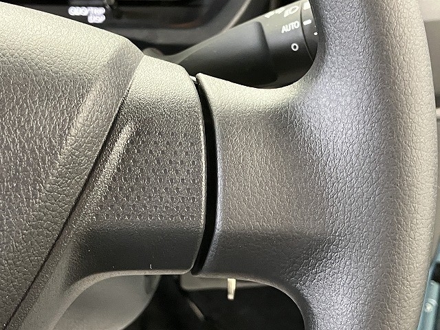 ダイハツ ミライース14枚目