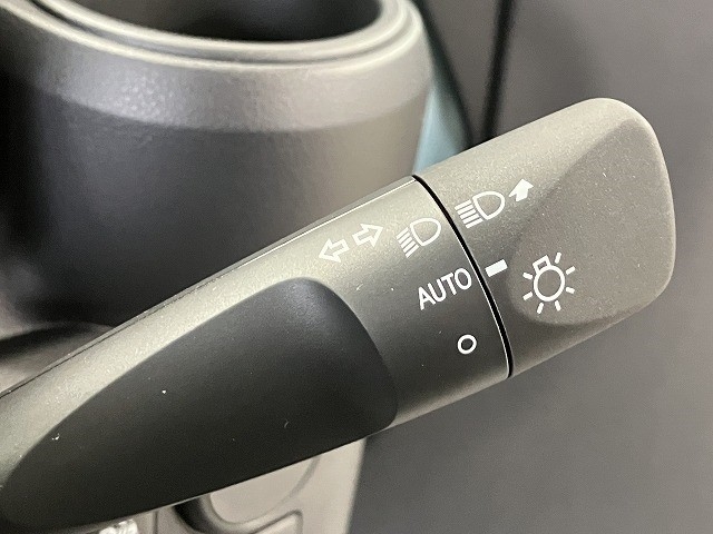 ダイハツ ミライース17枚目