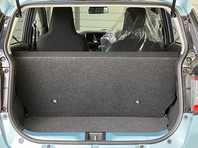 ダイハツ ミライース6枚目