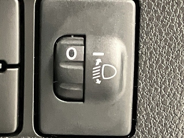 ダイハツ ミライース31枚目