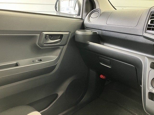 ダイハツ ミライース42枚目