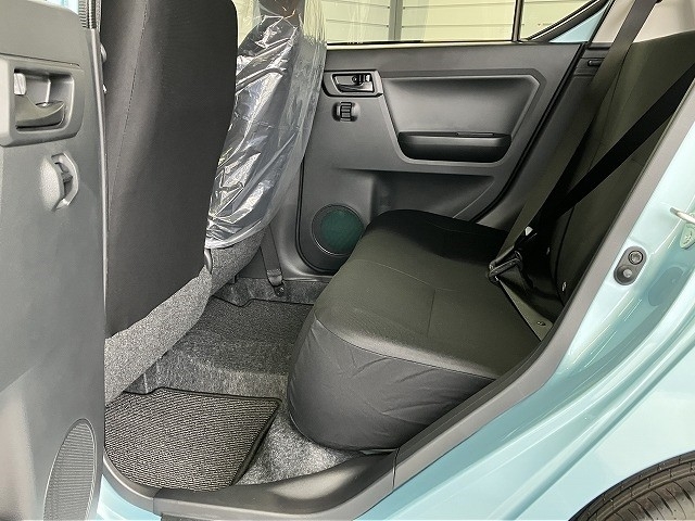 ダイハツ ミライース9枚目