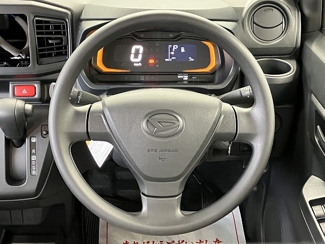 ダイハツ ミライース13枚目