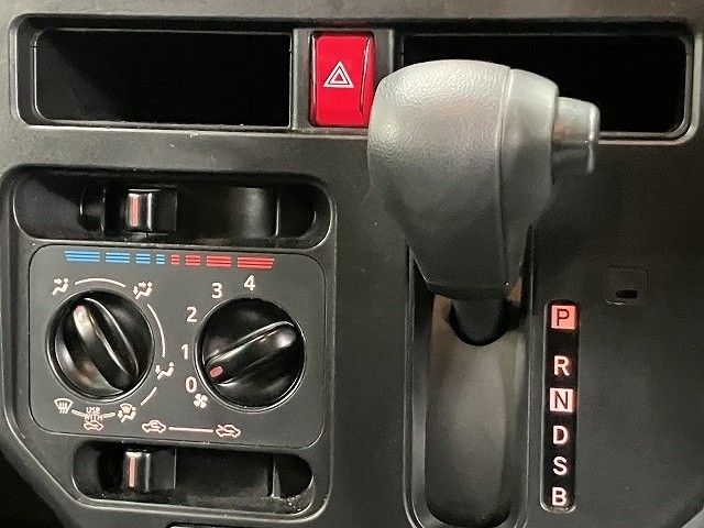 トヨタ ルーミー35枚目