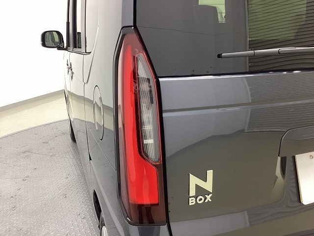 ホンダ N BOX25枚目