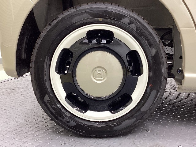 ホンダ N BOX16枚目