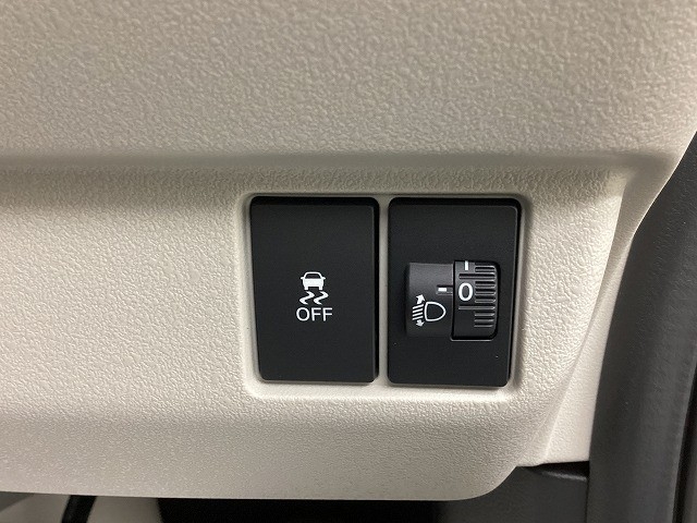 ホンダ N BOX34枚目