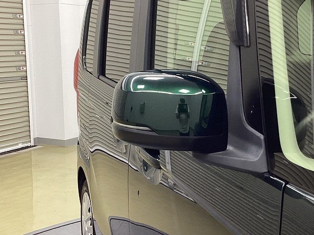 ホンダ N BOX23枚目