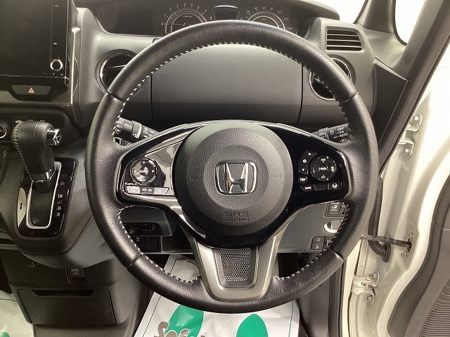 ホンダ N BOX35枚目