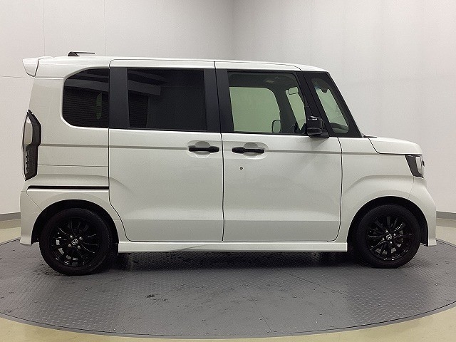 ホンダ N BOX13枚目