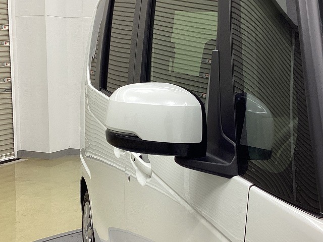 ホンダ N BOX25枚目