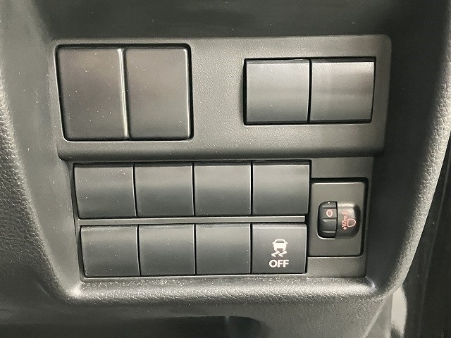 スズキ ソリオ26枚目