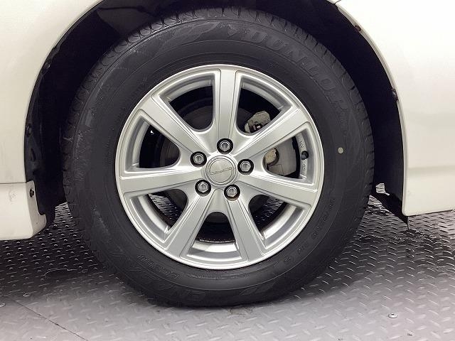 トヨタ プリウス6枚目