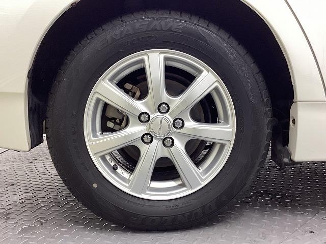 トヨタ プリウス7枚目