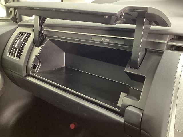 トヨタ プリウス39枚目