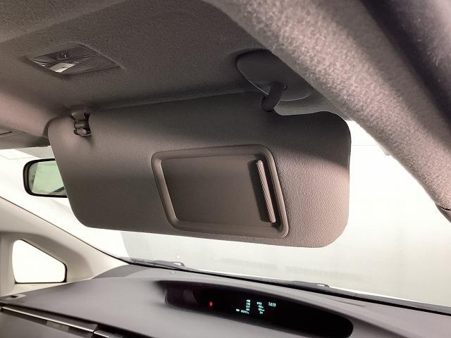 トヨタ プリウス45枚目