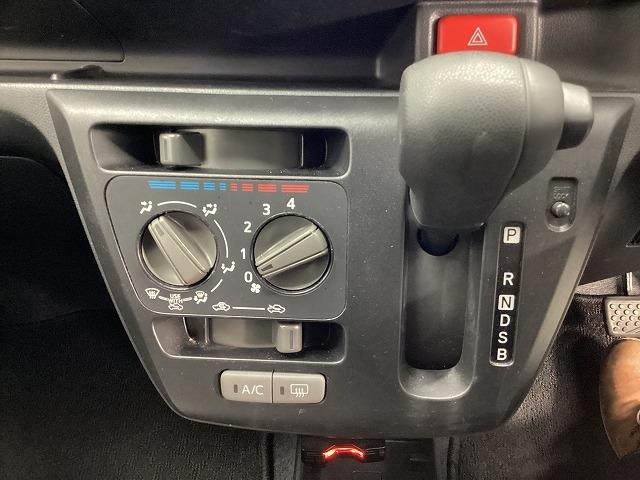 ダイハツ ミライース26枚目