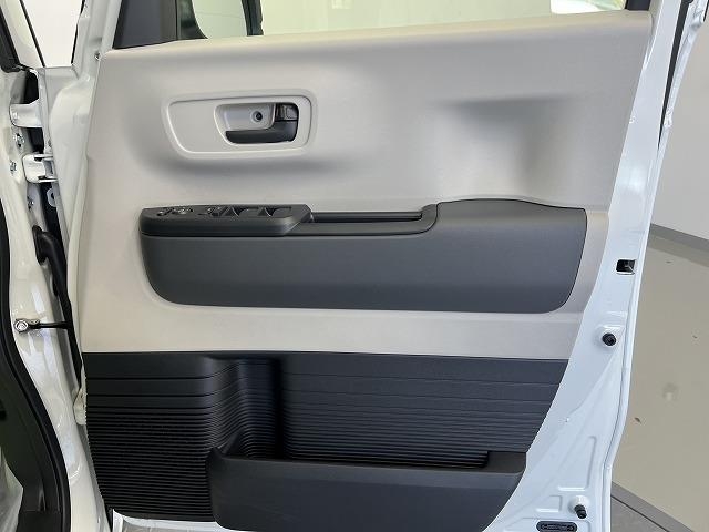 ホンダ N BOX25枚目