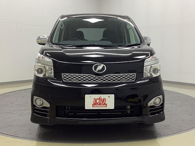 トヨタ ヴォクシー27枚目