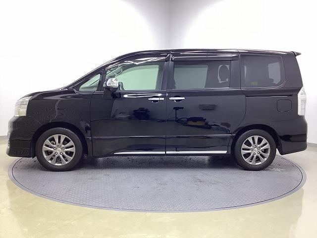 トヨタ ヴォクシー49枚目