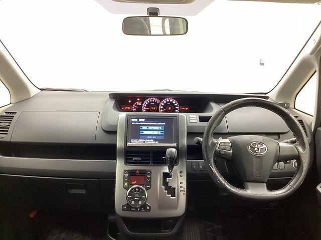 トヨタ ヴォクシー51枚目