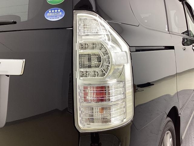 トヨタ ヴォクシー52枚目