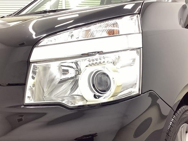 トヨタ ヴォクシー12枚目