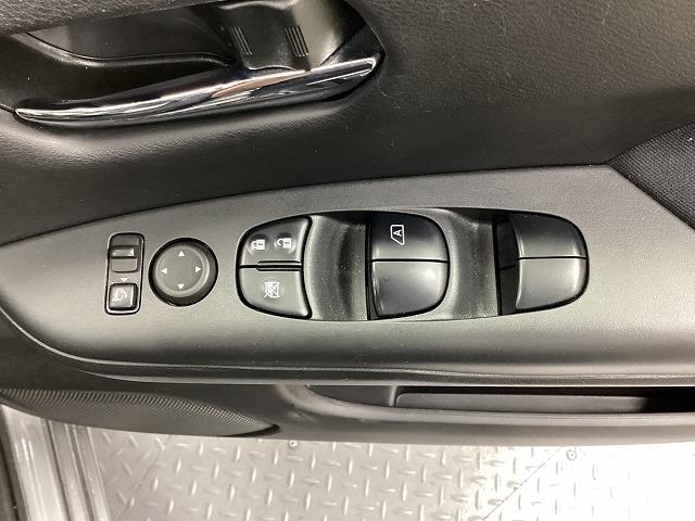 ニッサン セレナ22枚目