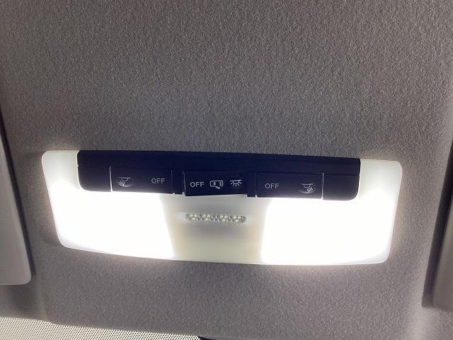 ニッサン セレナ45枚目