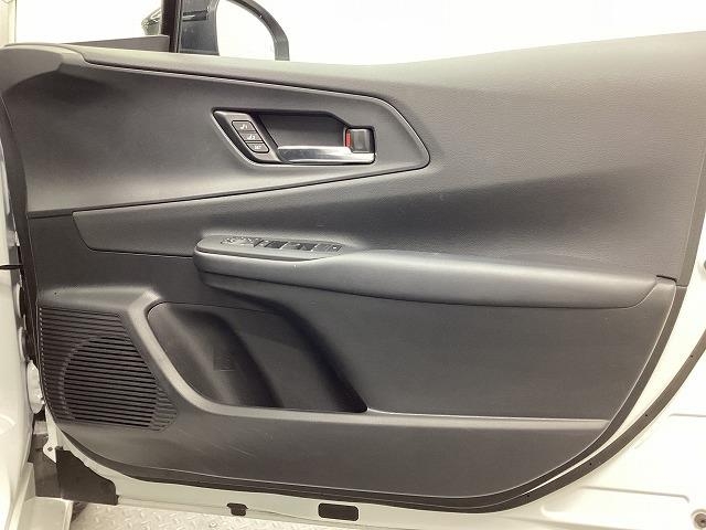 トヨタ プリウス19枚目