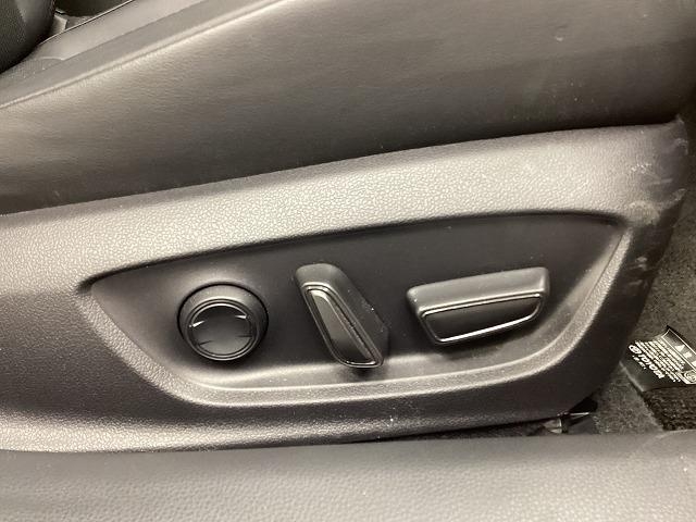 トヨタ プリウス23枚目