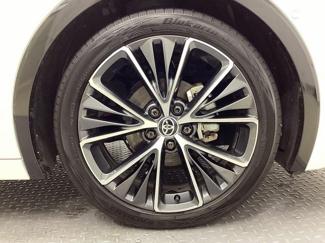 トヨタ プリウス6枚目