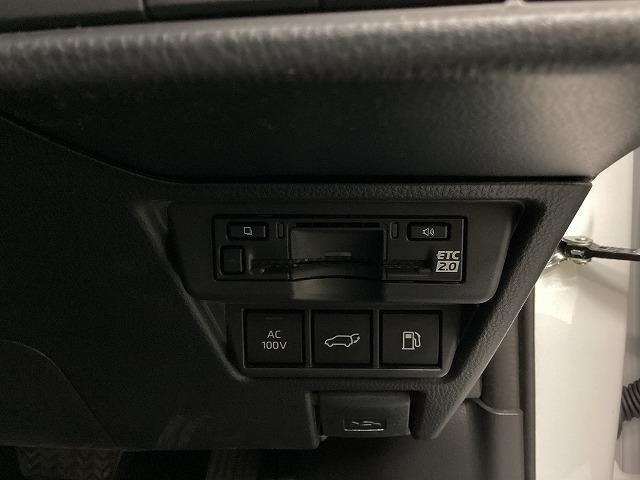 トヨタ プリウス25枚目