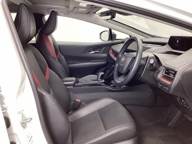 トヨタ プリウス30枚目